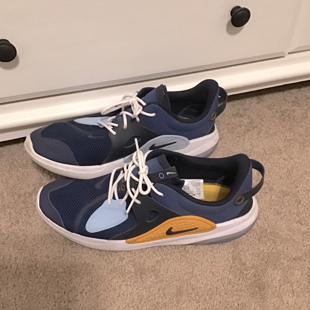 Nike Joyride Size 12 Mens Sneakers